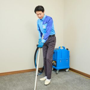 カーペットクリーニング